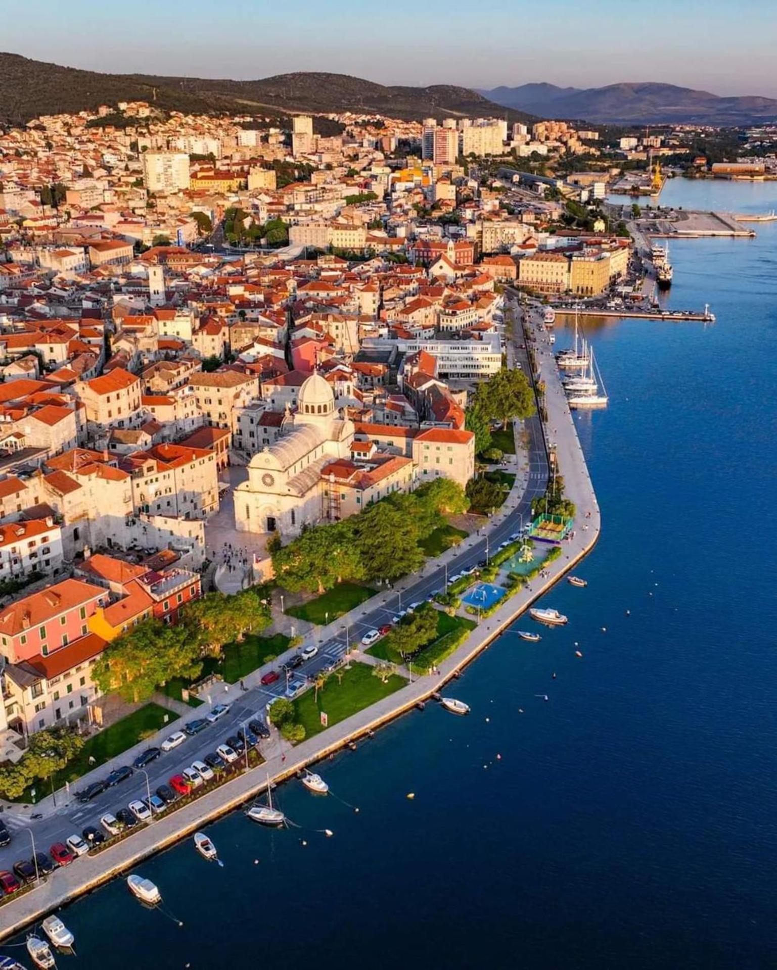 Urban Lights Hideaway - City Center Šibenik Eksteriør billede